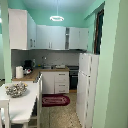 Oresti Apartman