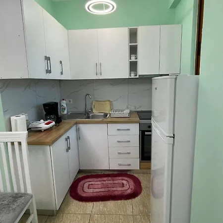 Oresti Apartman
